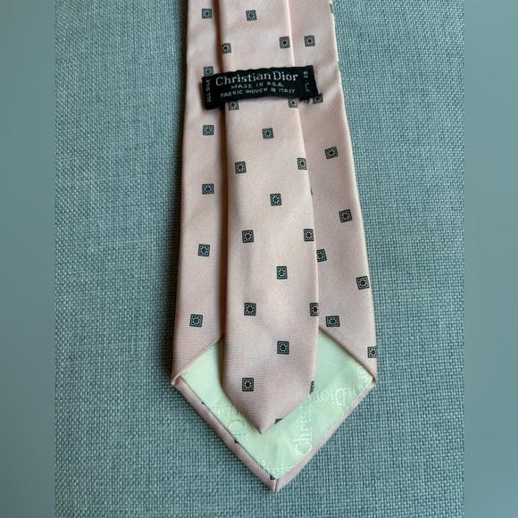 Christian Dior Vintage Pink Patterned Tie - Picture 5 of 9